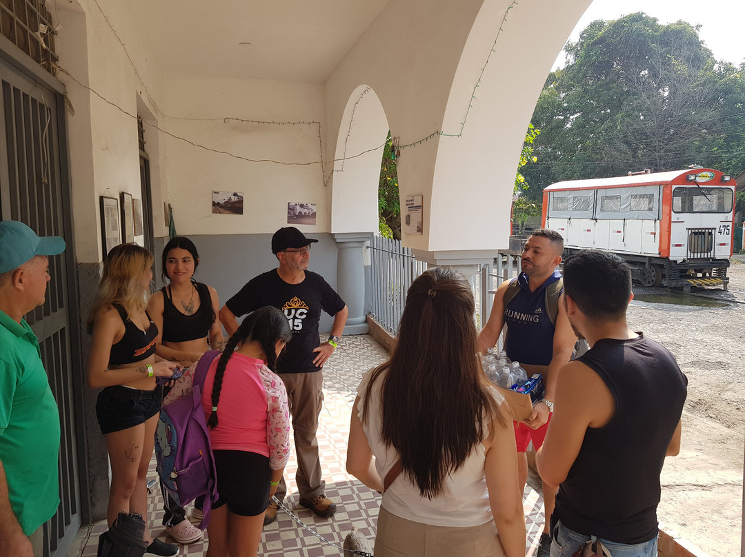 Paseo Real-Villeta必去景点