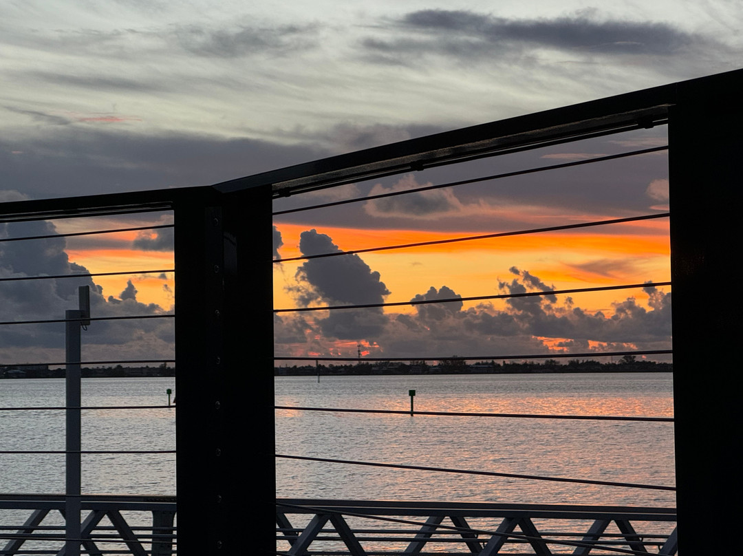 Compass Hotel Anna Maria Sound主图