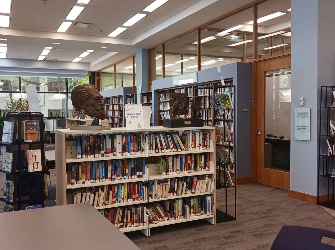 Jewish Public Library-蒙特利尔必去景点