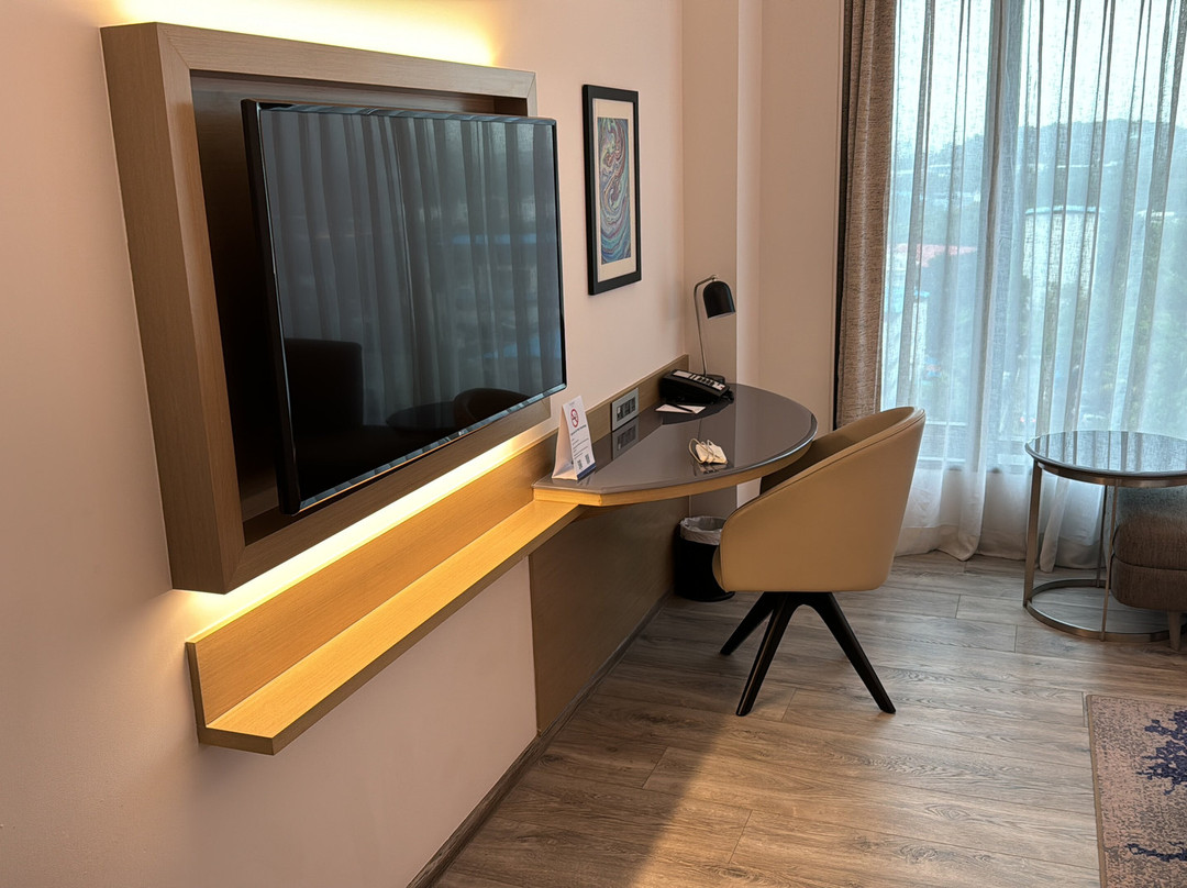 Vivanta Navi Mumbai, Turbhe主图