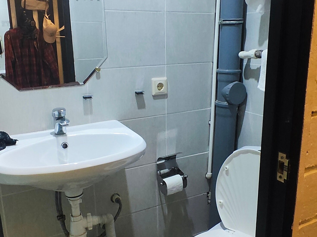 Hotel First Train主图