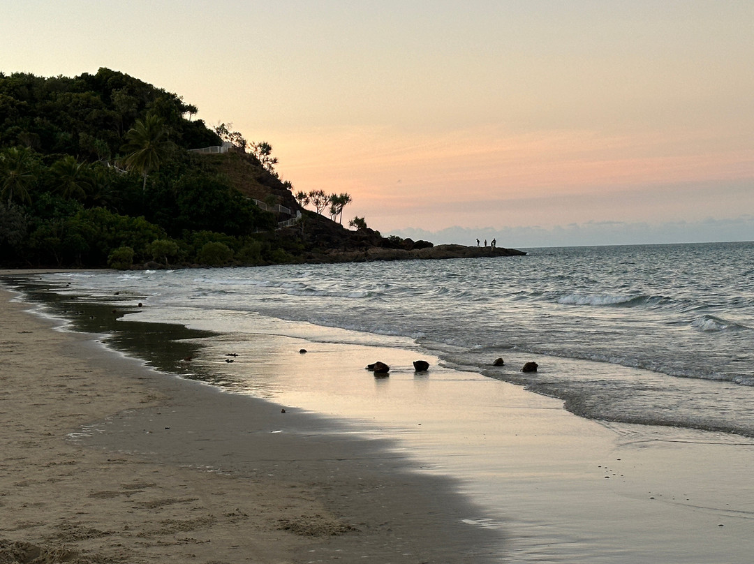 Mowbray By The Sea主图