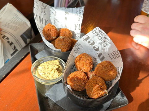 Amsterdam Food Tours by Eating Europe-阿姆斯特丹必去景点