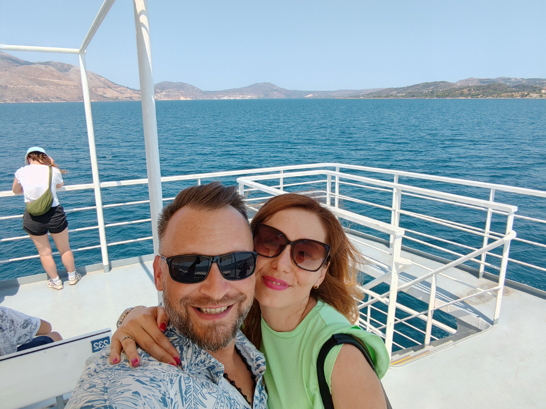 Kefalonia Taxi 24/7-凯法利尼亚岛必去景点