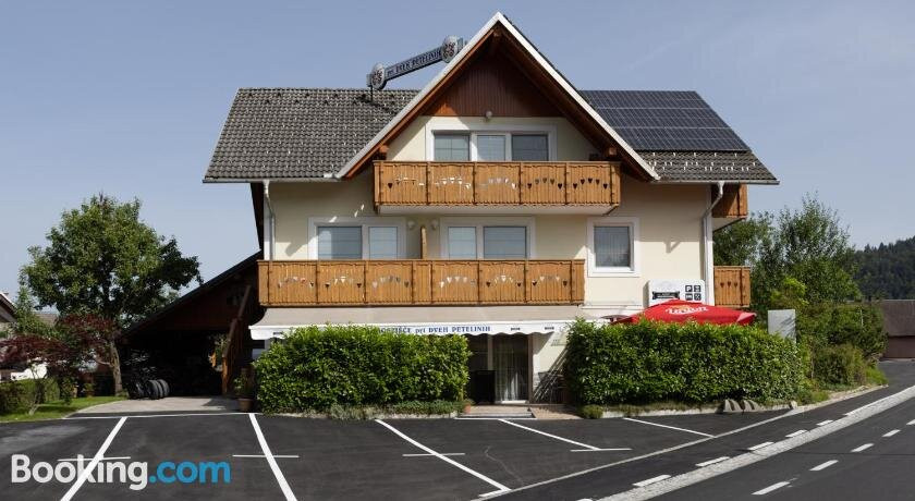 Gostisce Pri Dveh Petelinih主图