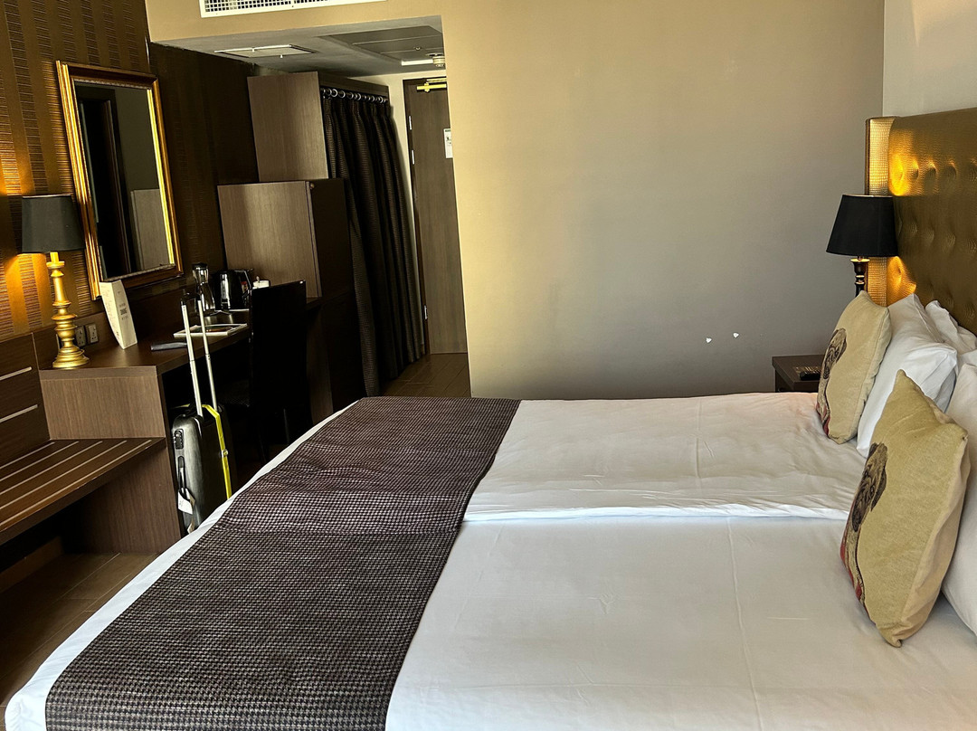 维多利亚酒店主图