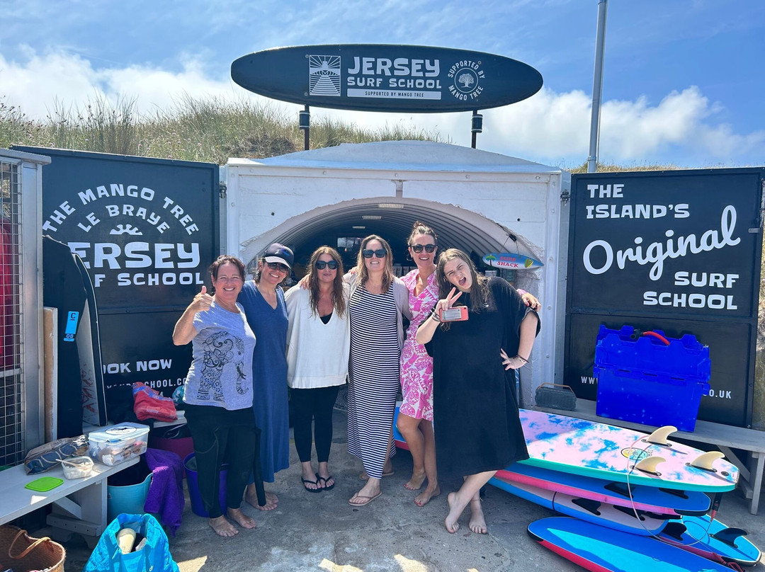 Jersey Surf School-St. Helier必去景点