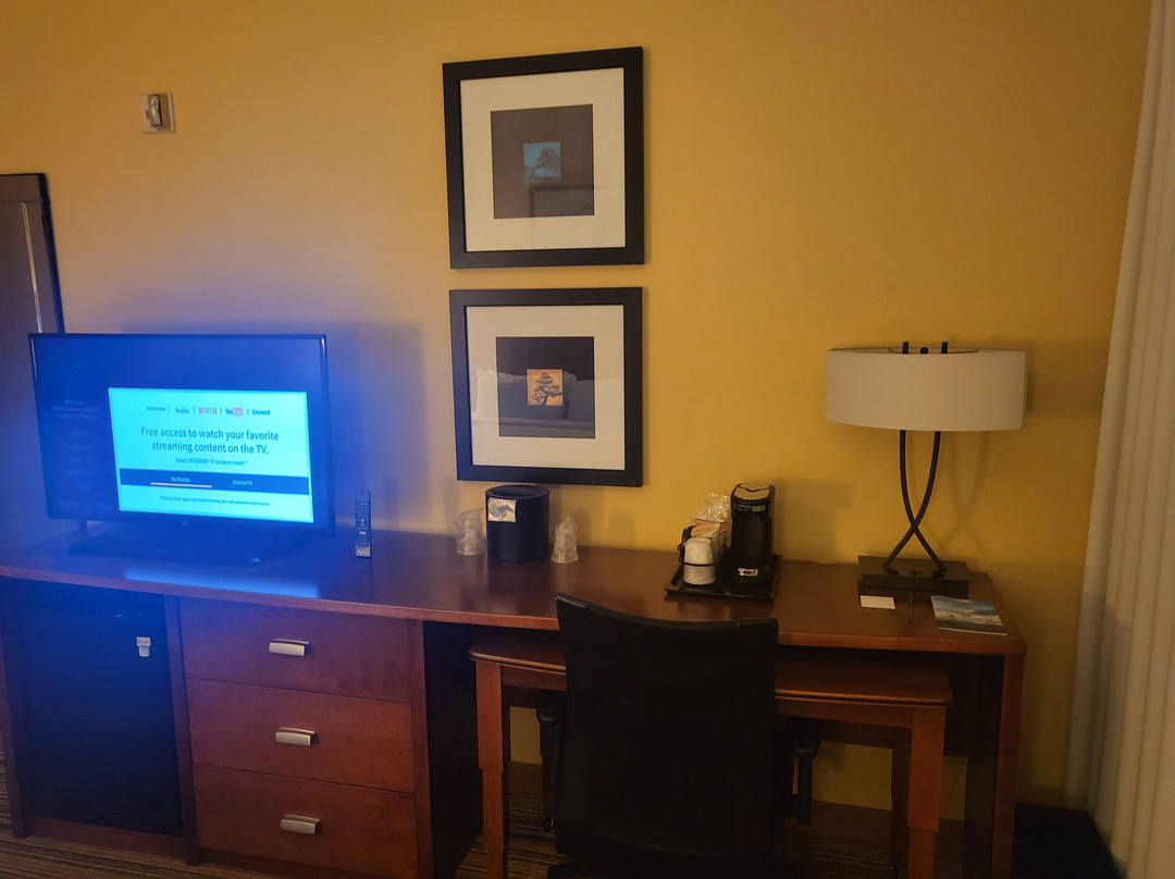 Courtyard by Marriott Fargo Moorhead, MN主图