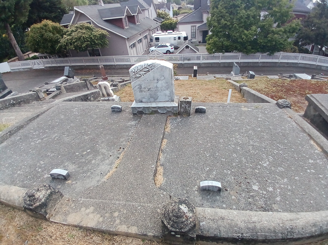 Ferndale Historic Cemetery景点图片