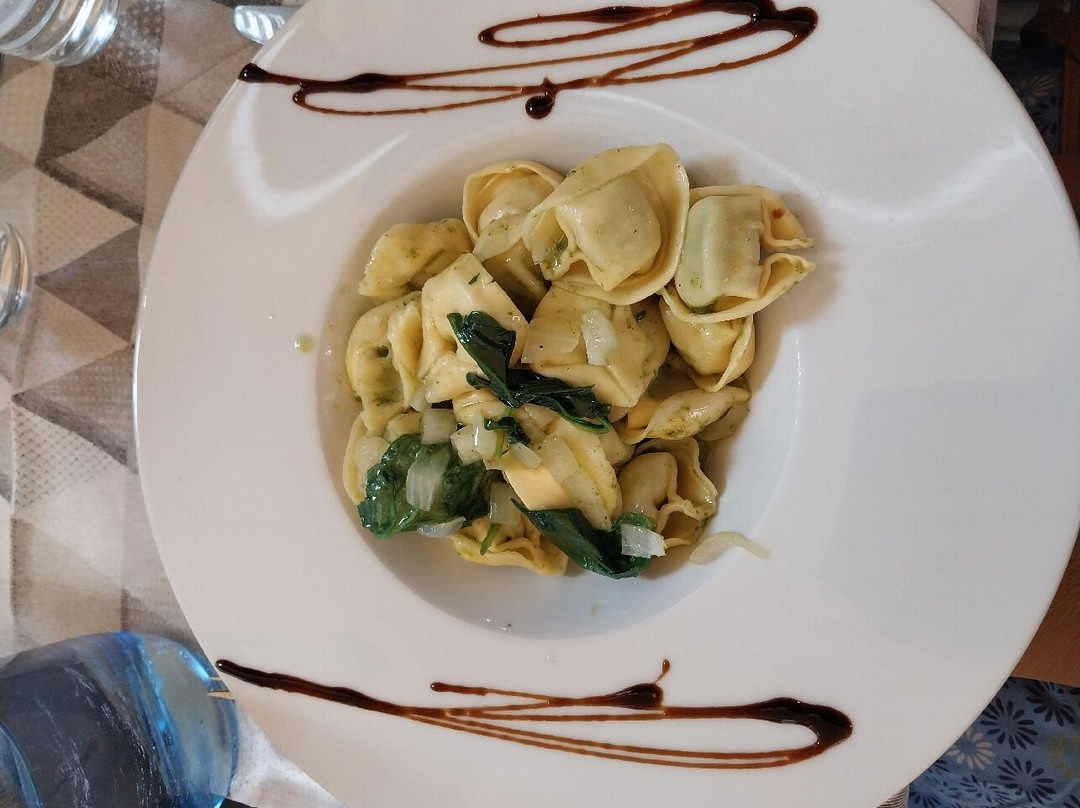Paula's Bistro