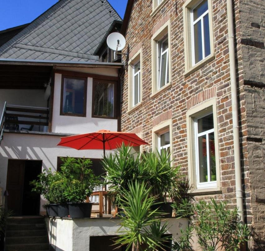 Ferienweingut SerwaziWein主图