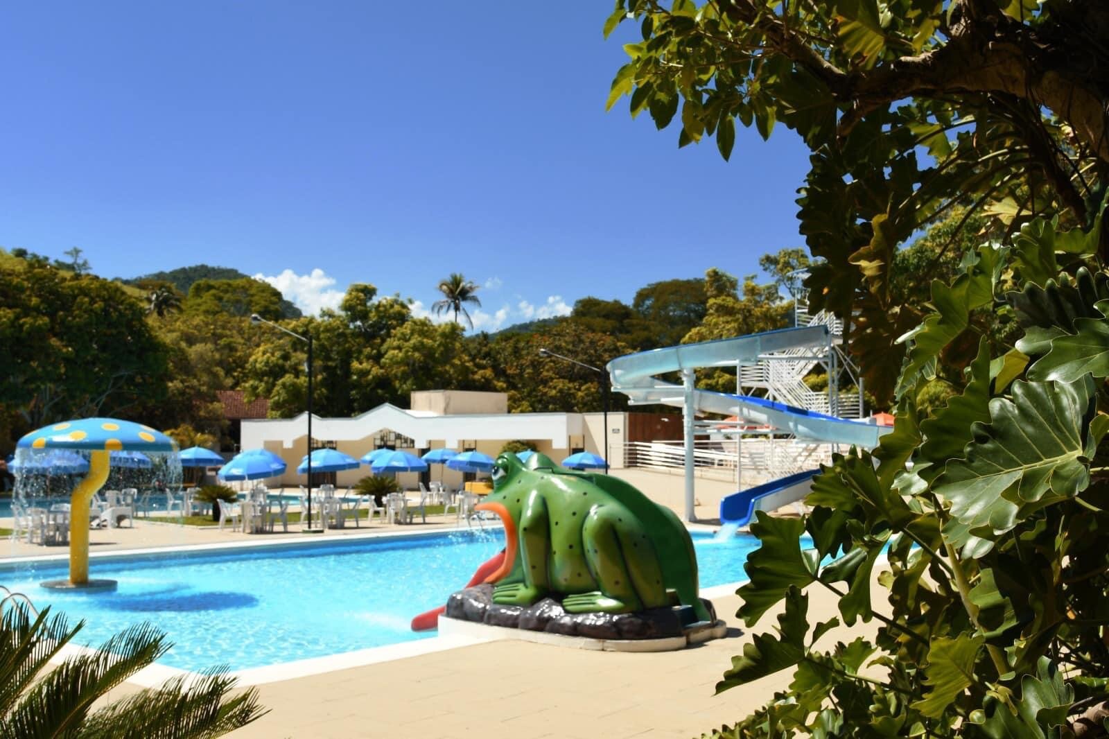 Hotel Fazenda Raposo-家庭/游戏区