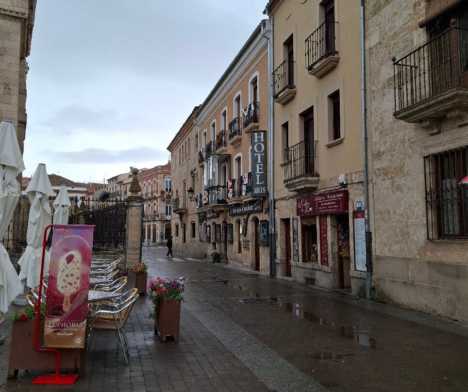 阿科斯大教堂酒店主图