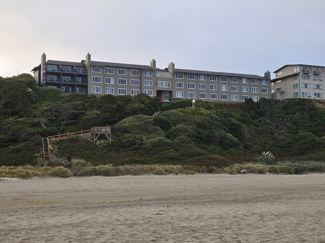 Surfland Hotel主图