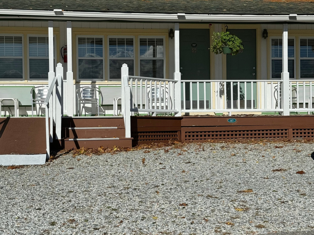 The Mount Battie Inn主图