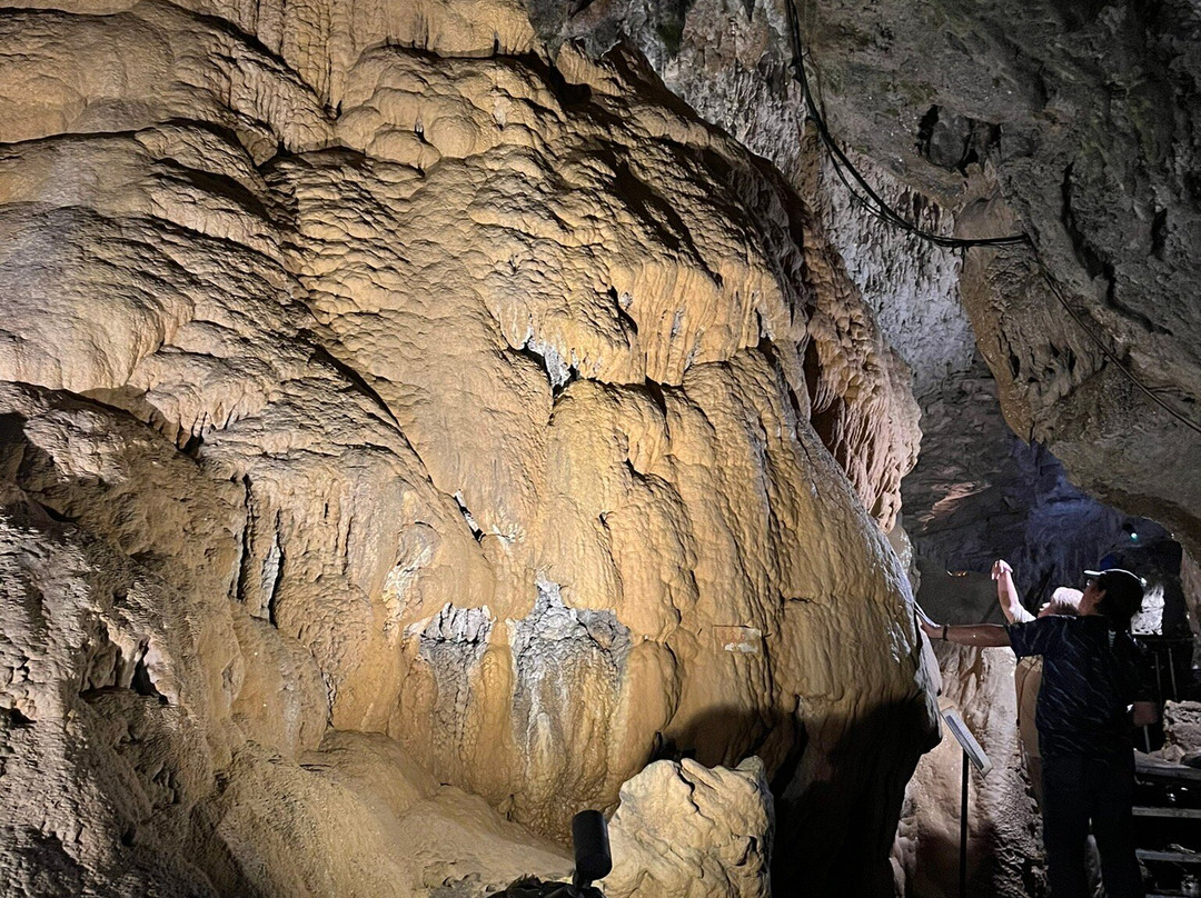 Cave Okinawa-宇流麻市必去景点