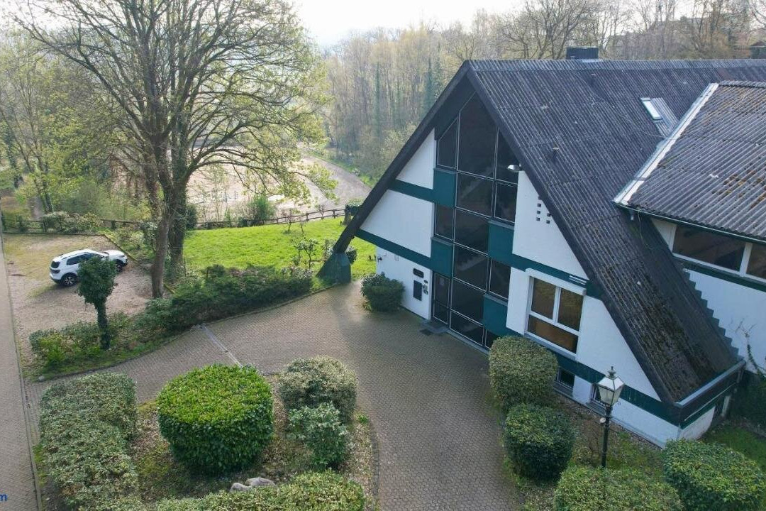 Idyllisch zwischen Ortsausgang und Waldesrand gelegene, schone Apartments