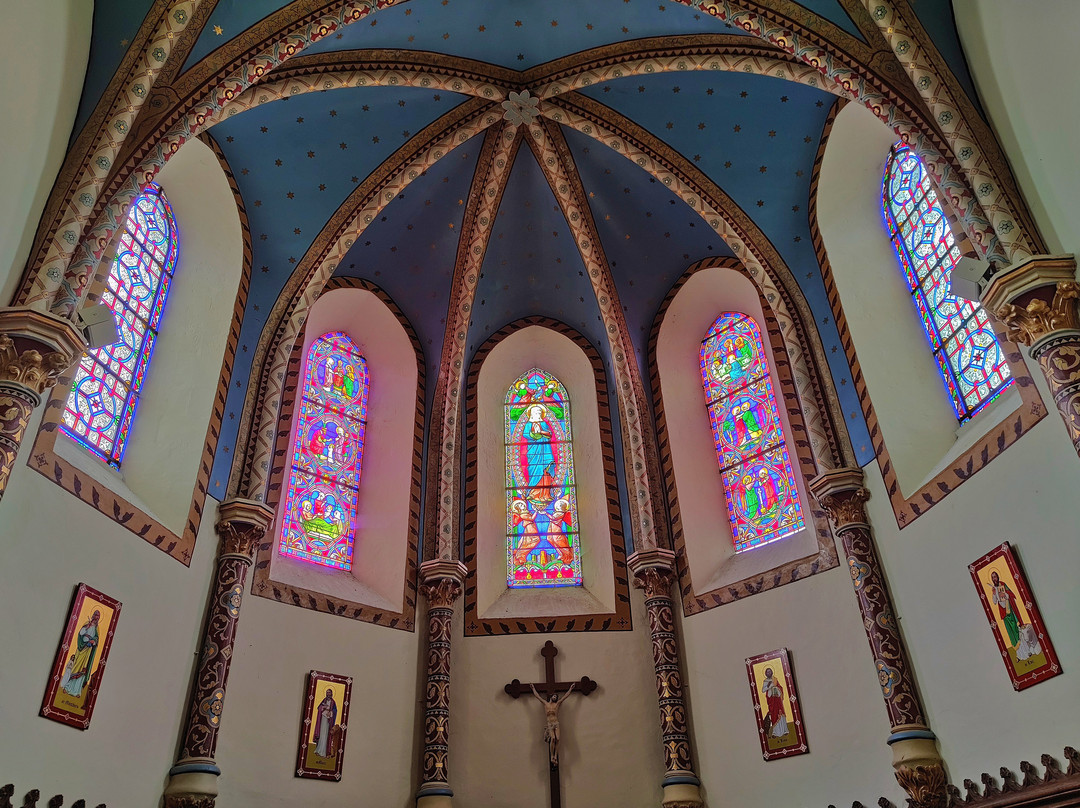 Église Notre-dame De Champ-sur-layon景点图片