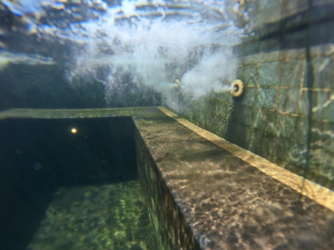 努弗斯伽瓦纳假日及温泉酒店主图