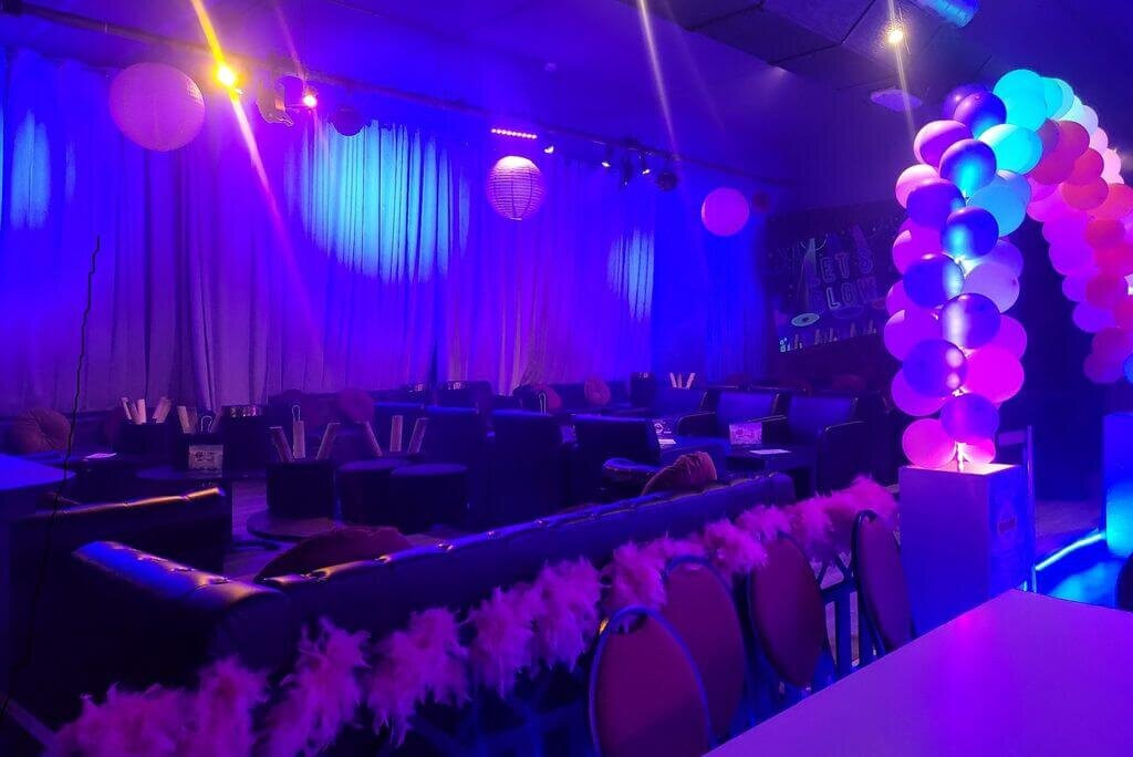 Rétro Discothèque-让布卢必去景点