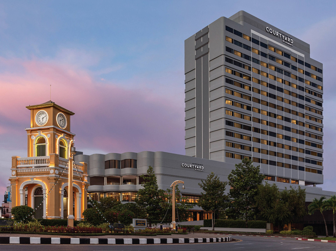 Courtyard by Marriott Phuket Town主图