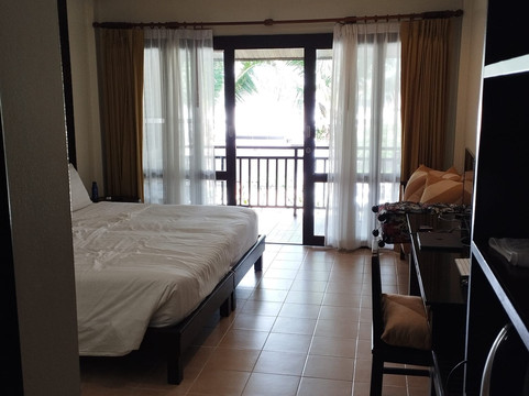 苏梅岛皇宫酒店主图