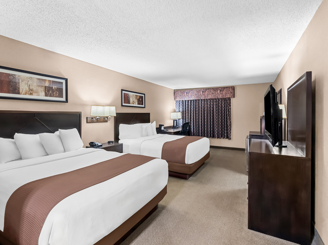 Heartland Inn & Suites, Surestay Collection By Best Western主图