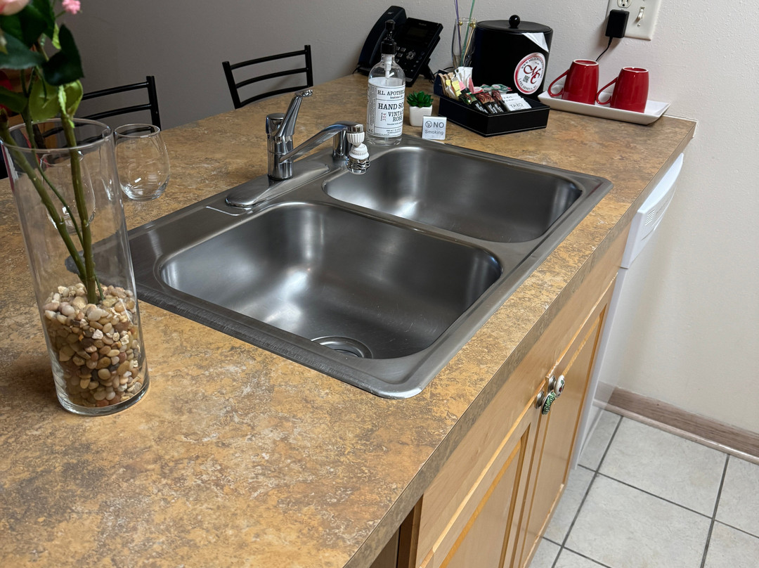 Mill Creek Hotel主图