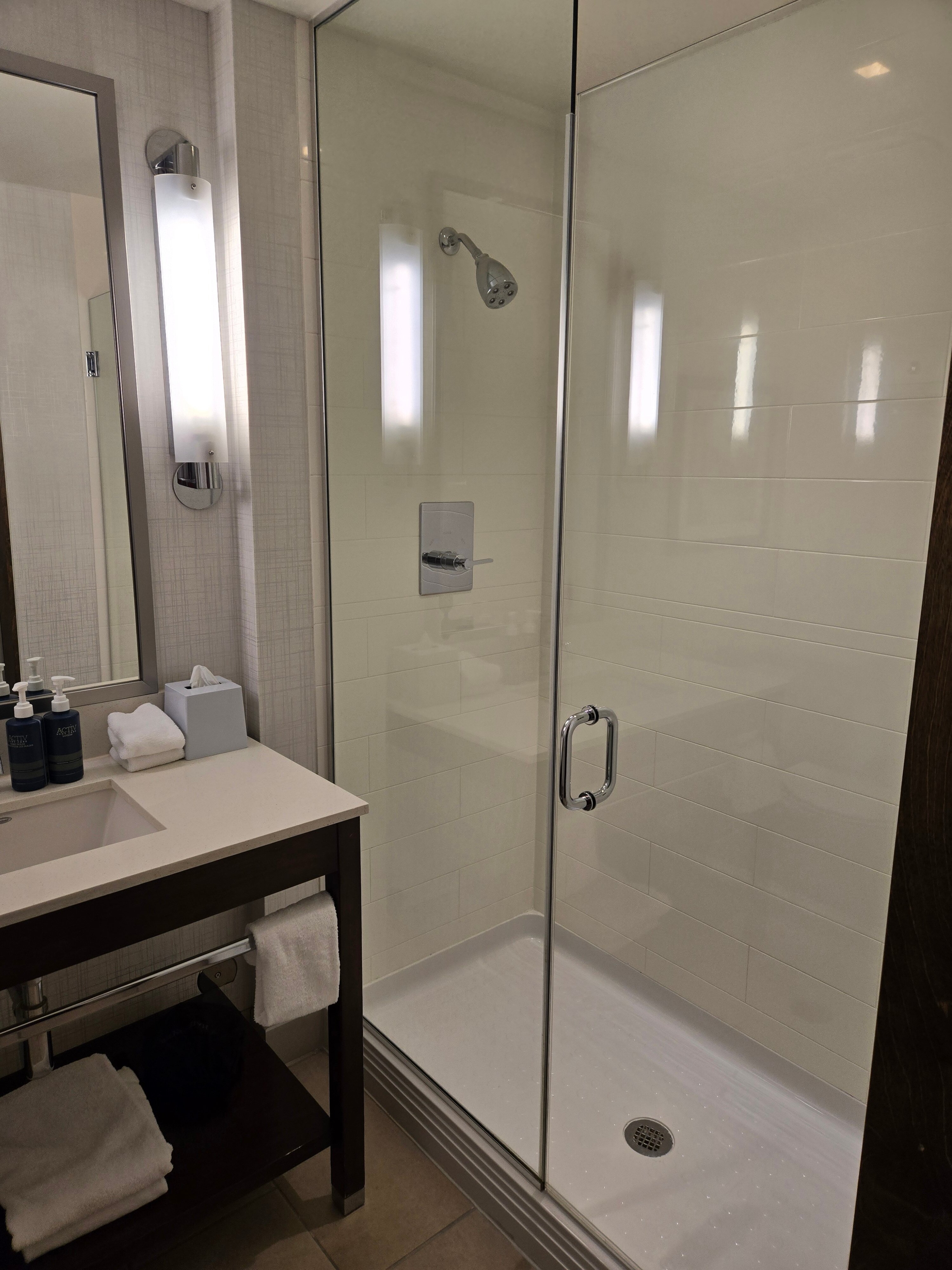 Four Points by Sheraton Coral Gables-浴室