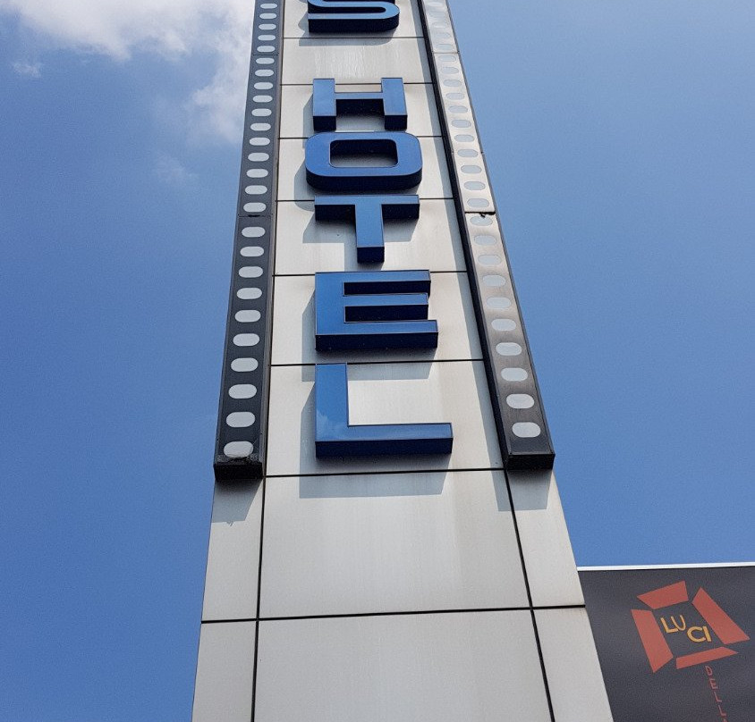 B&b Hotel Milano Cologno Studios主图