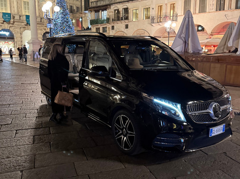 Class Verona Ncc/taxi Privato-维罗纳必去景点