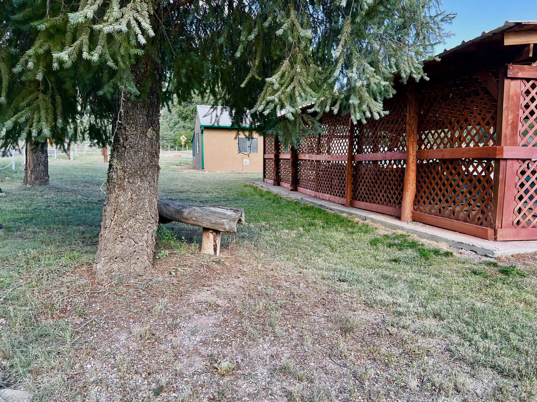 Inn At Lake Roberts主图