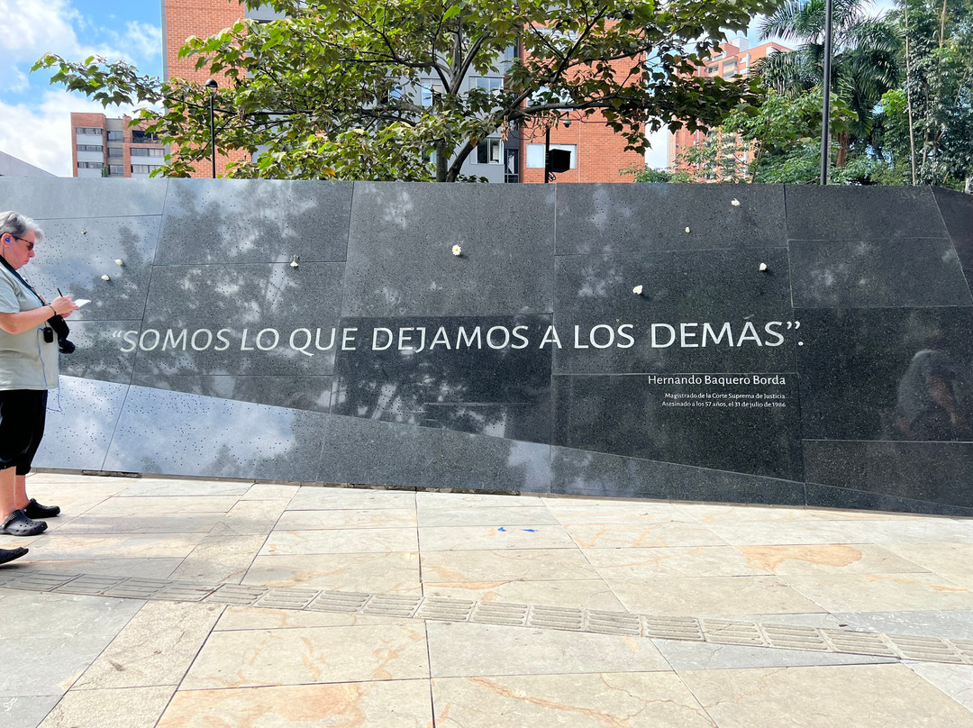 Parque Memorial Inflexion景点图片