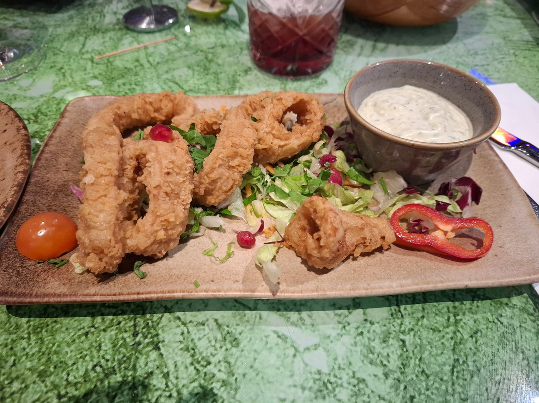 Lalezar Rayleigh Maze Bar Gril