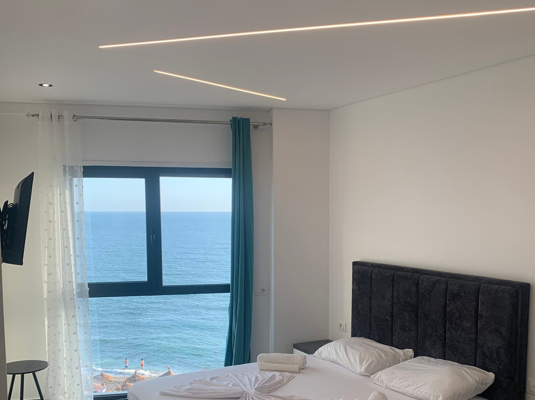 Lisi Apartments
