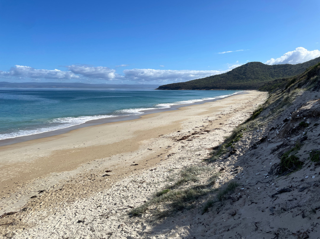 Hazards Beach景点图片