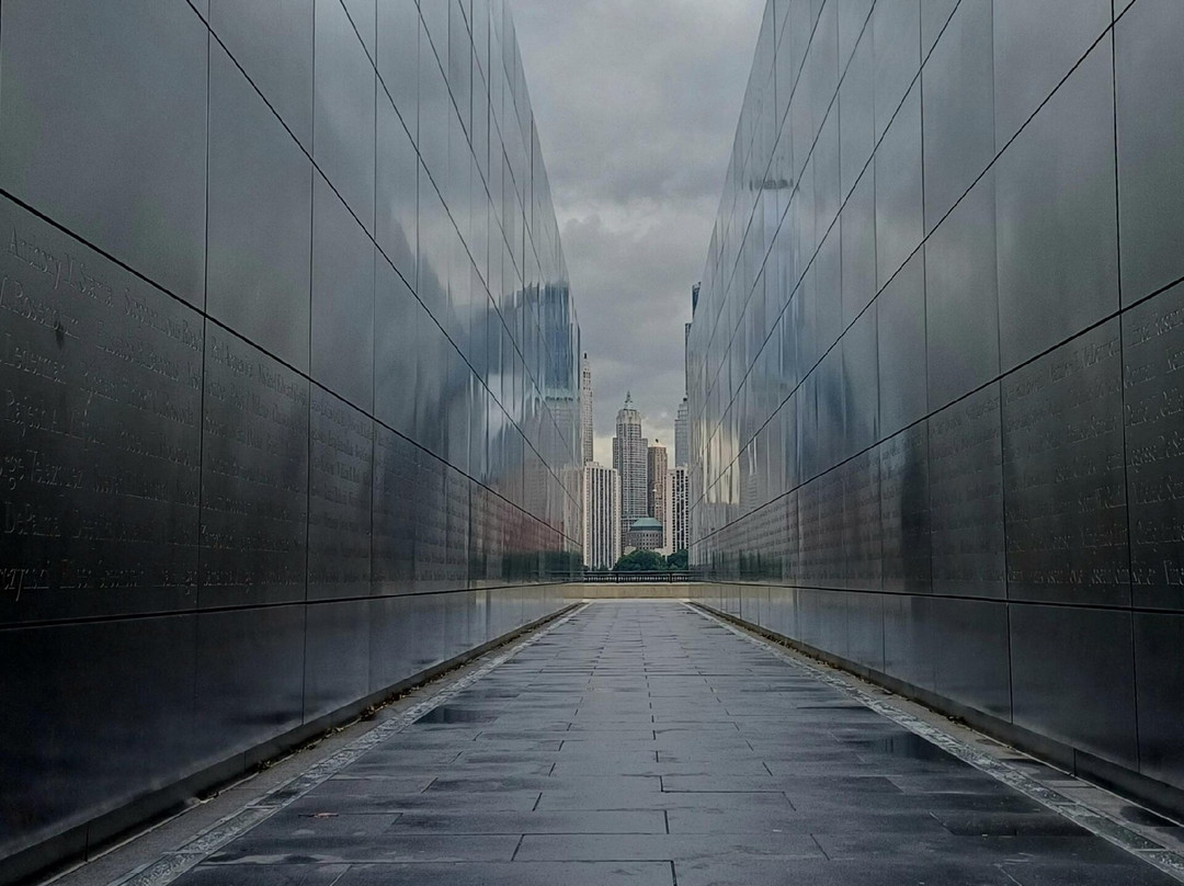 Empty Sky - 9/11 Memorial-泽西城必去景点