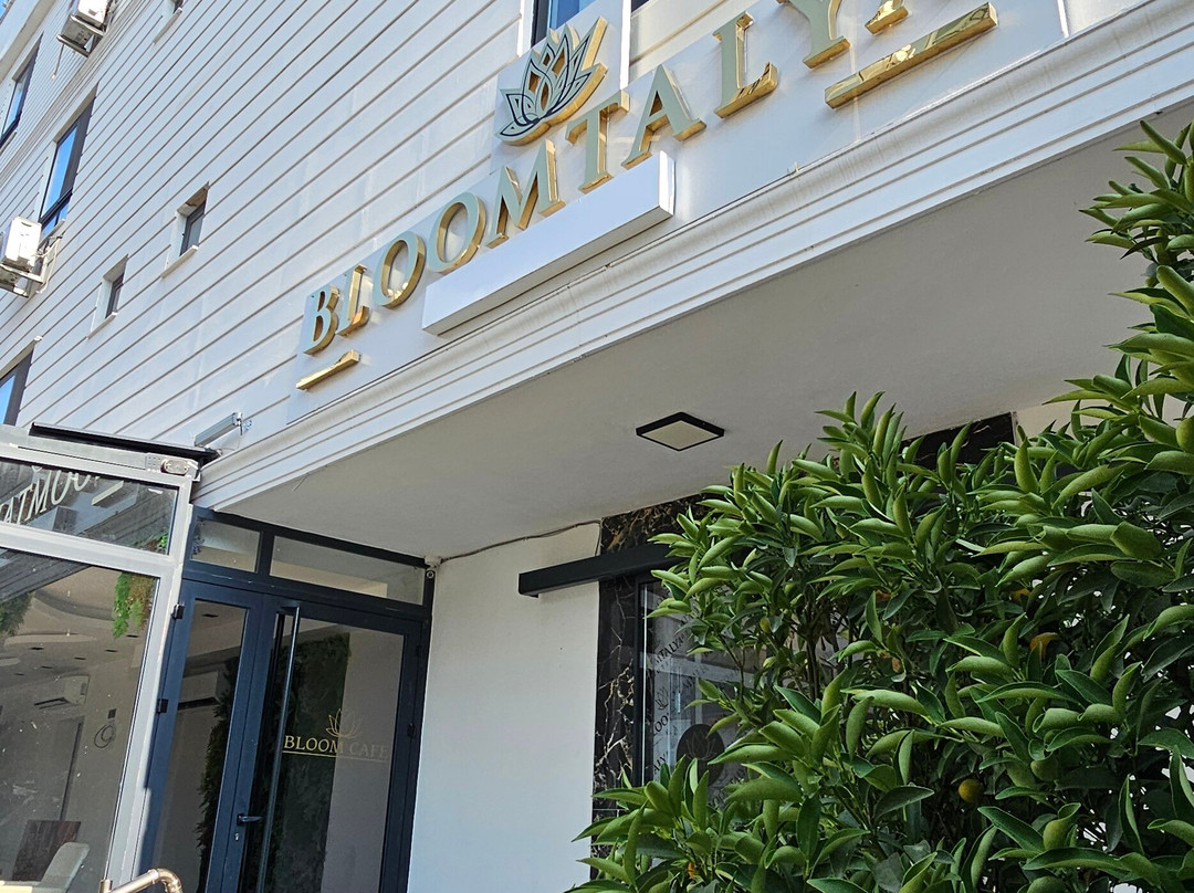 Bloomtalya Hotel
