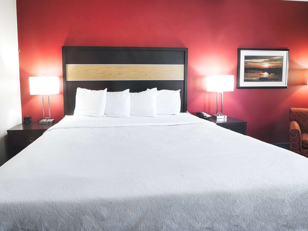 La Quinta Inn & Suites by Wyndham Starkville at MSU