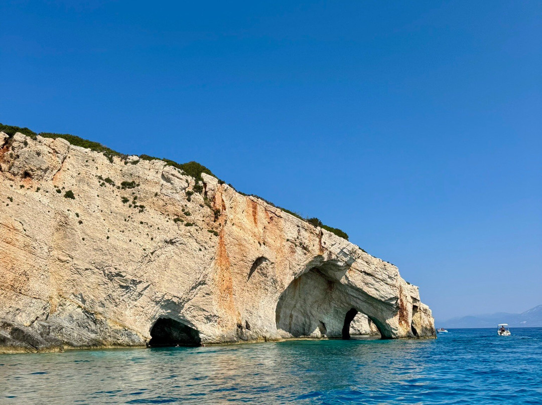 Sunbum Boat Rentals-Agios Nikolaos必去景点