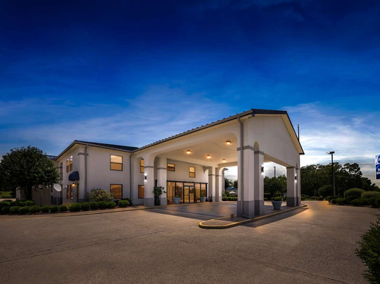 Maplesville酒店住宿-Best Western Inn