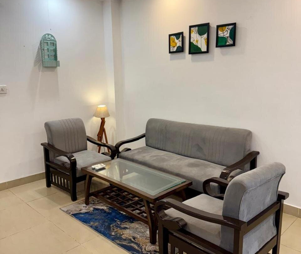 Elite Rooms in Tapovan