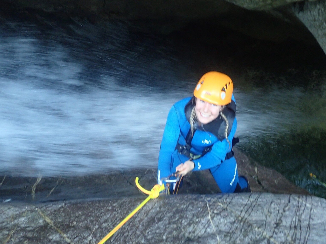 Bergwasser Canyoning Rafting-松托芬必去景点