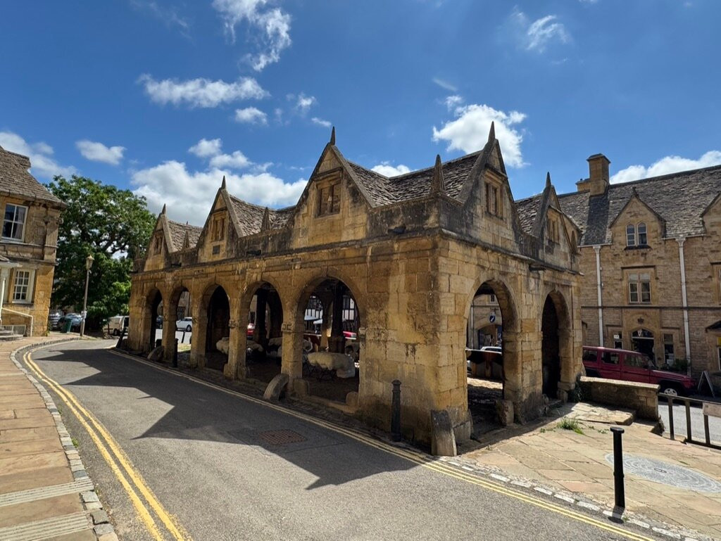 Cotswold Executive Cabs-百老汇必去景点