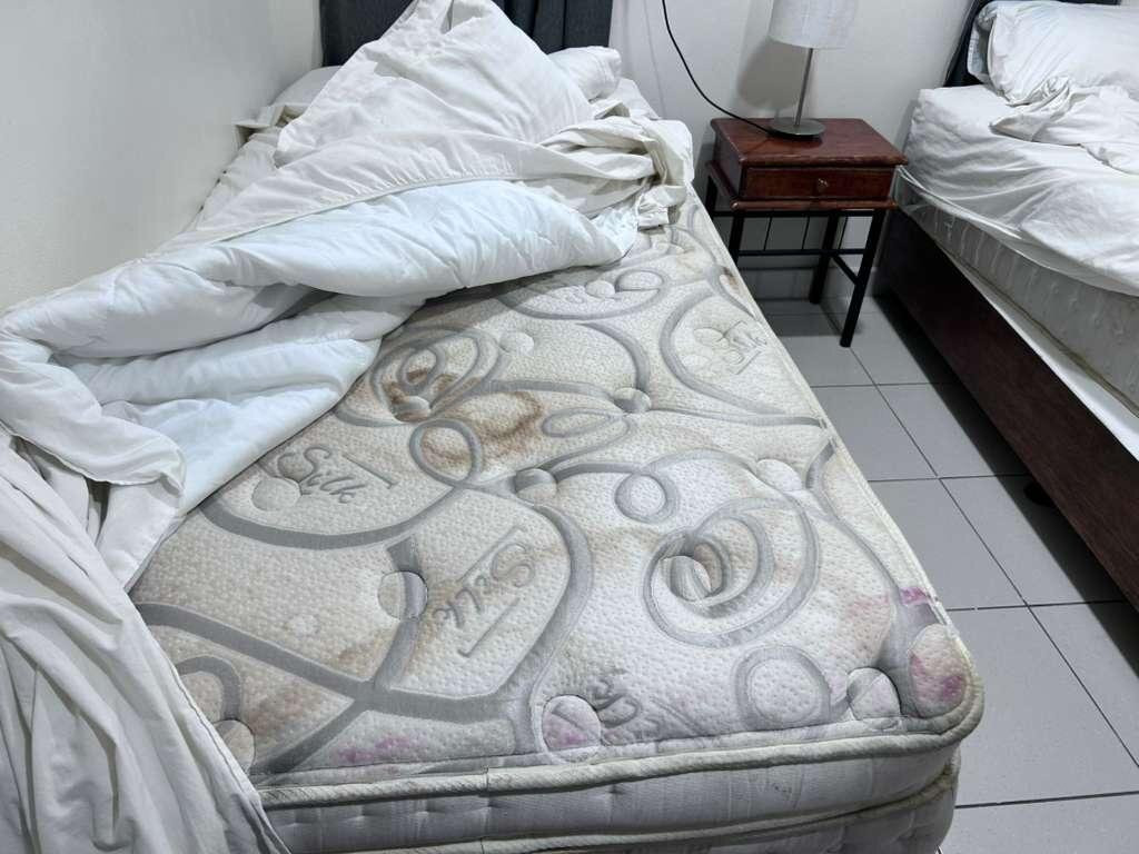 第一次登陆海滩度假别墅酒店主图