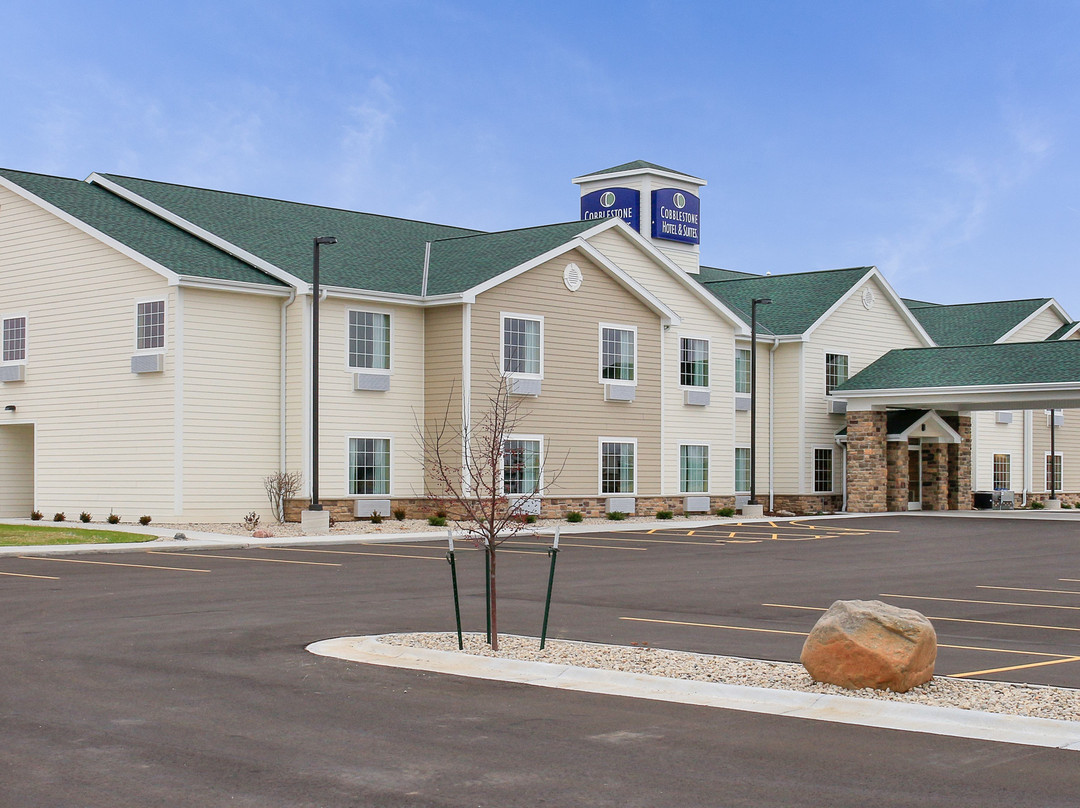 Gillett酒店住宿-Cobblestone Hotel & Suites