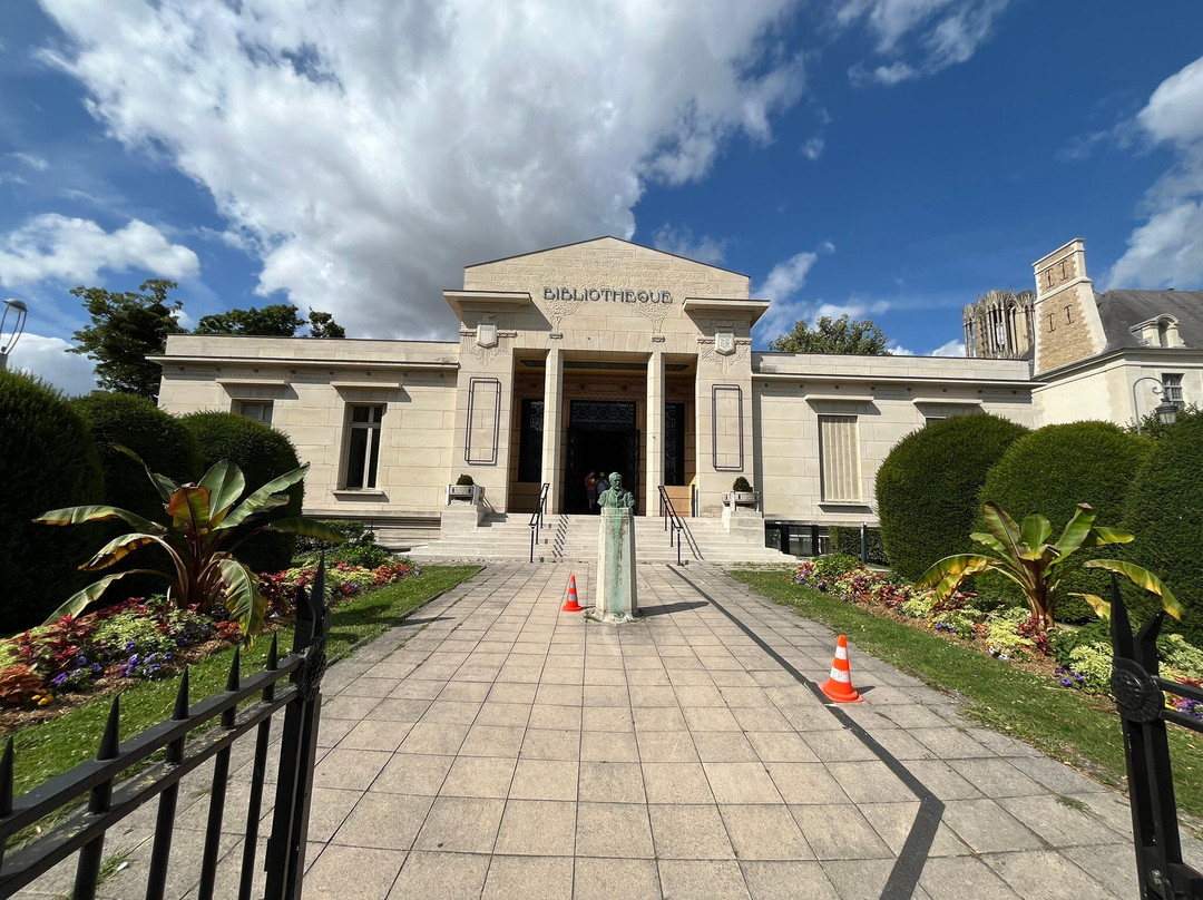 Bibliotheque Carnegie-兰斯必去景点