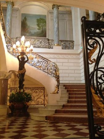 巴黎香格里拉酒店主图