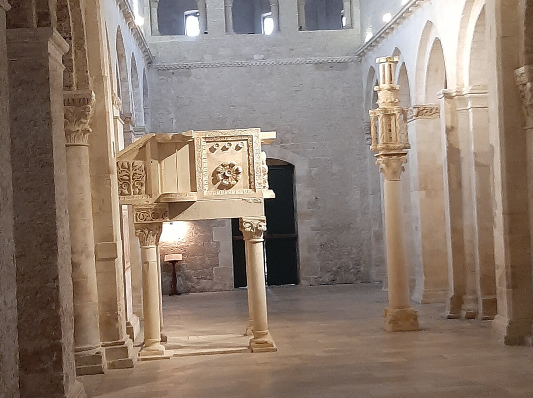 Abbey of San Clemente in Casauria-Castiglione a Casauria必去景点