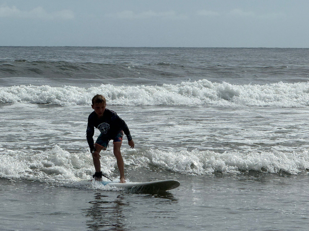 Tico Surf Lessons-哈科必去景点